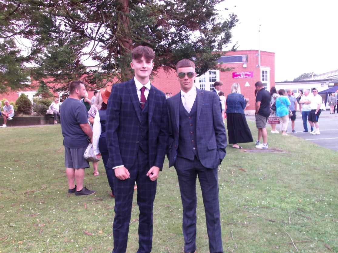 prom-23-PICT0077-1-15