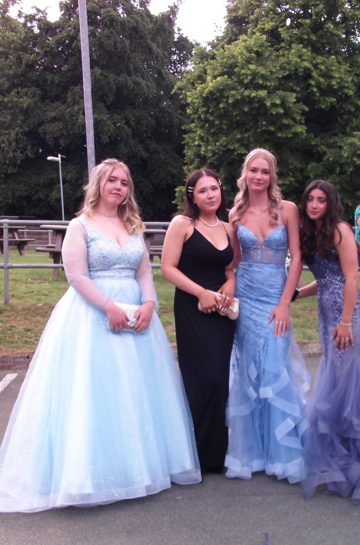 prom-23-PICT0077-1-18